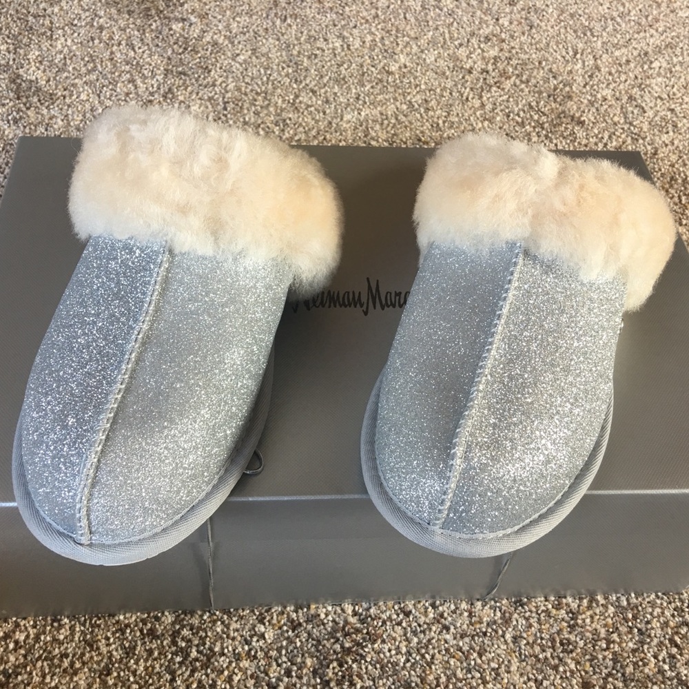 NWOT New UGG sparkle silver shearling slippers.